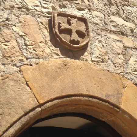 La Maison Des Eveques Bed & Breakfast Saint-Georges-de-Luzençon