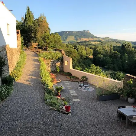 Bed & Breakfast La Maison Des Eveques Saint-Georges-de-Luzençon